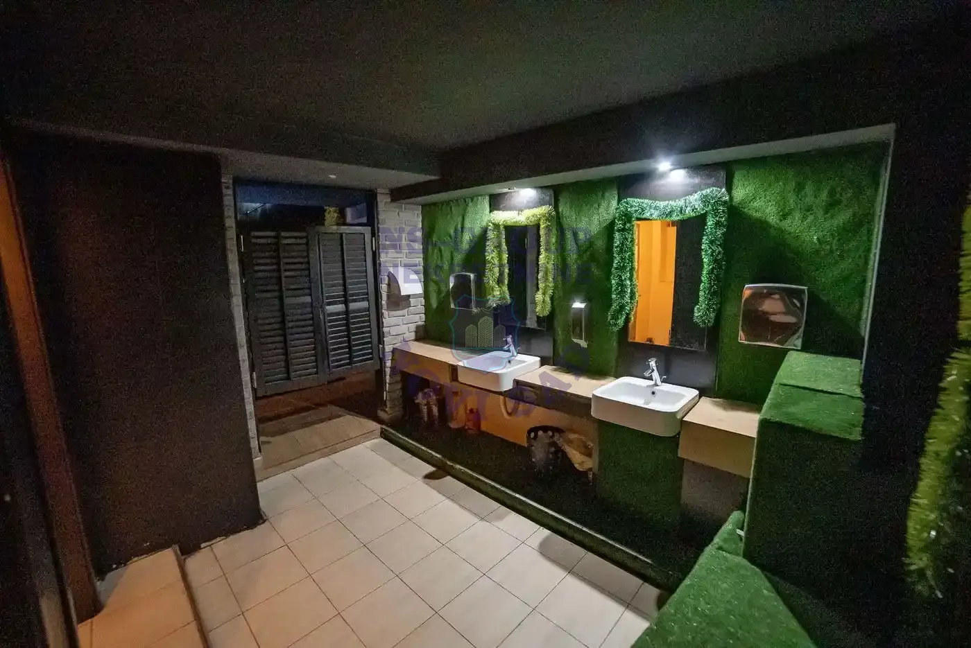 lokal na prodaju Novi Sad 102m2 561269