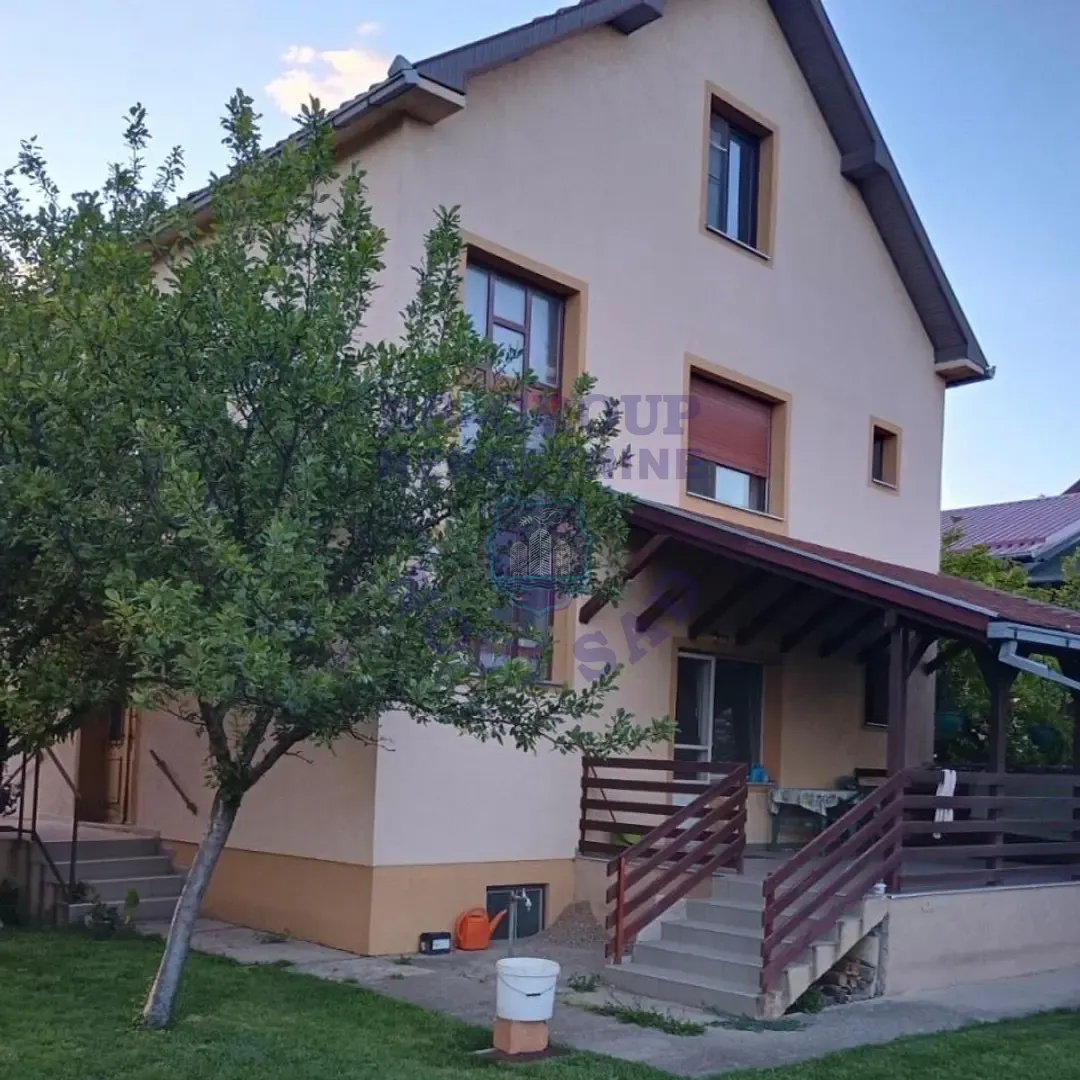 kuca na prodaju Bački Jarak 210m2 559920