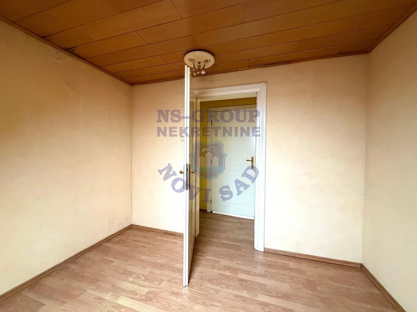 stan na prodaju Novi Sad 179m2 561403