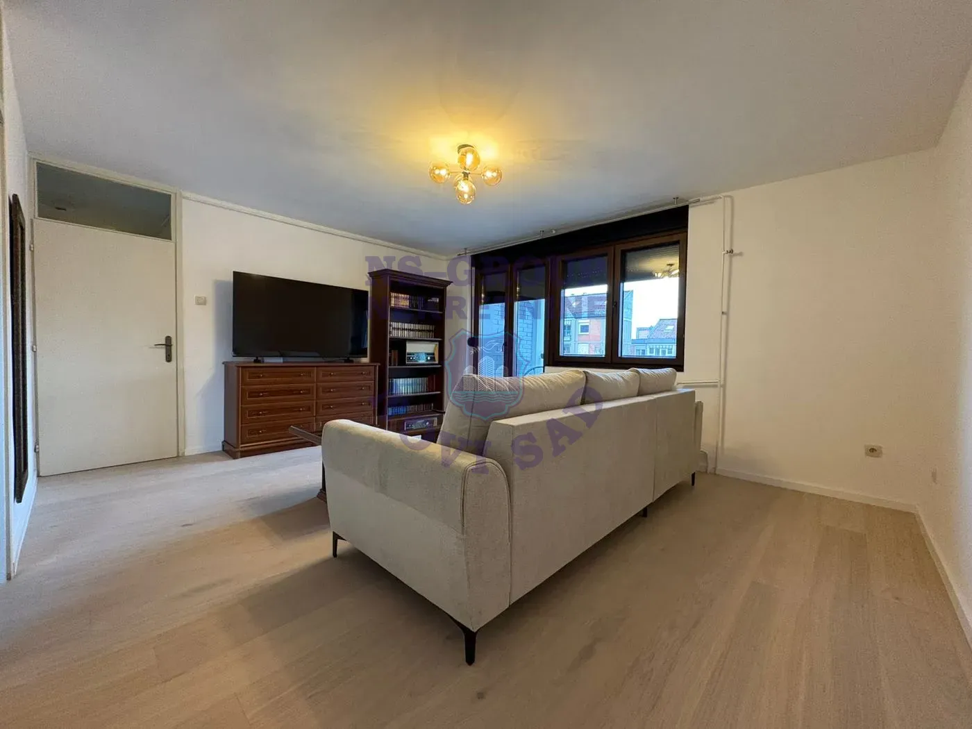 stan na prodaju Novi Sad 66m2 560434