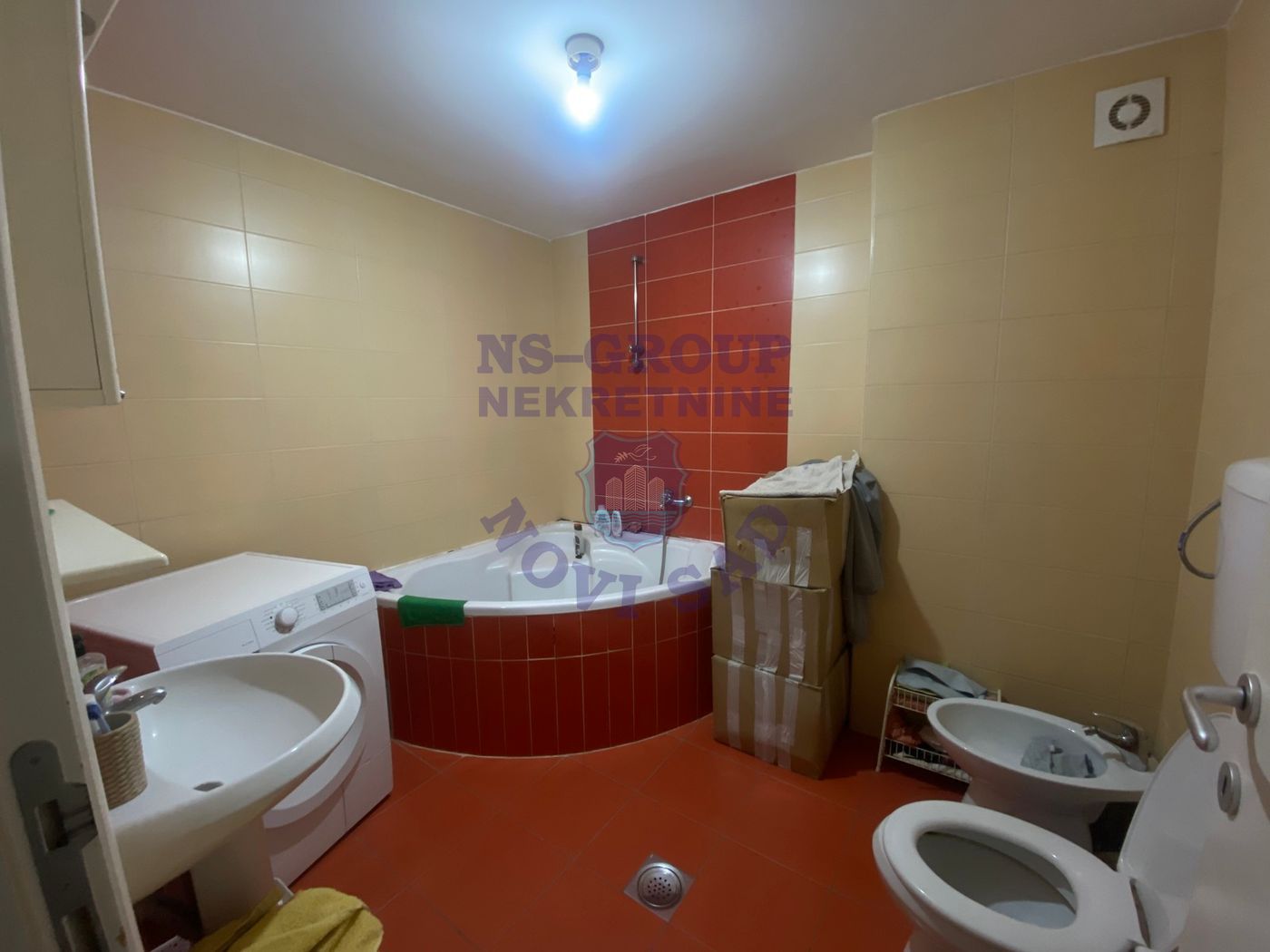 stan na prodaju Novi Sad 64m2 561705