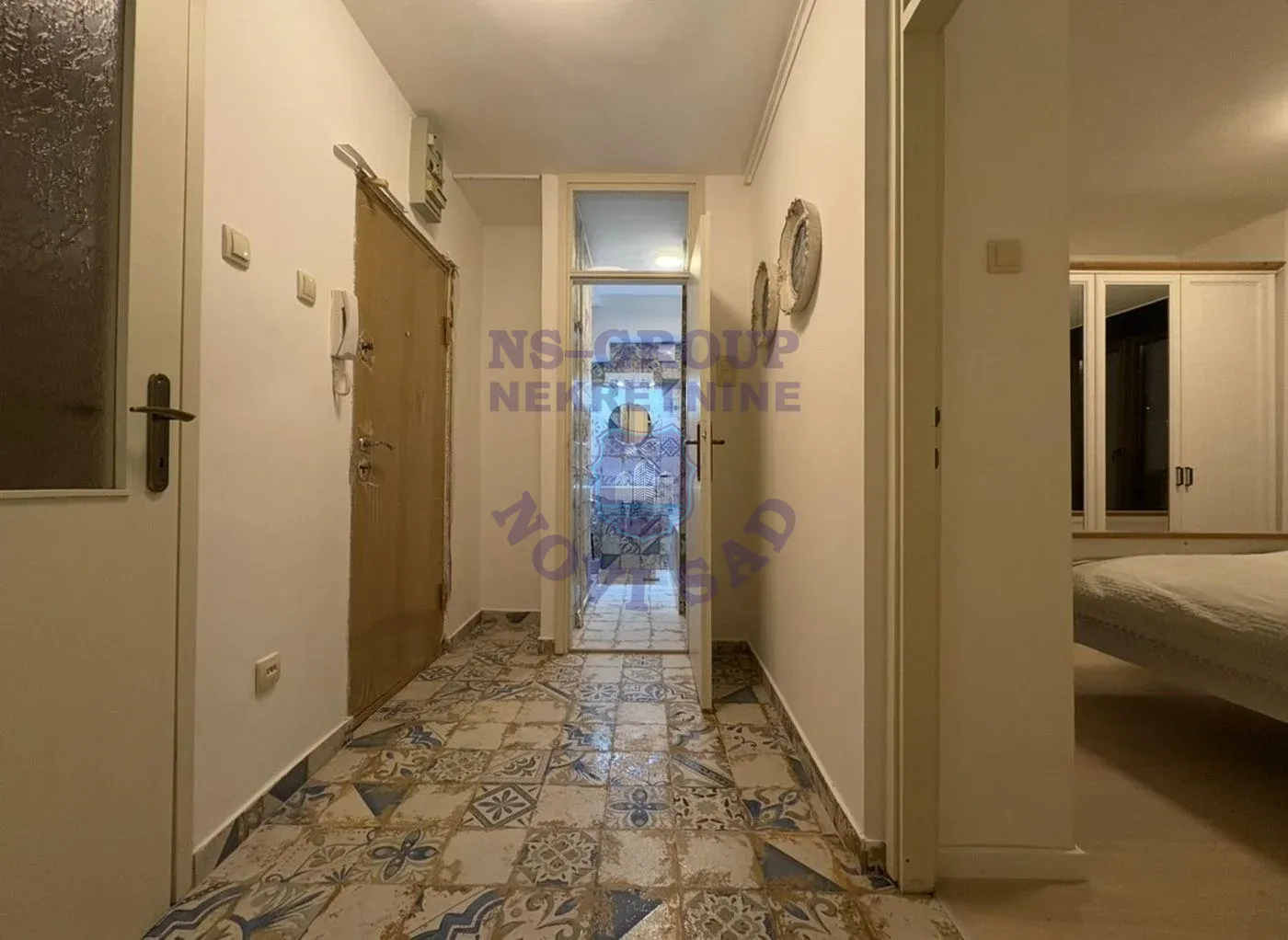 stan na prodaju Novi Sad 66m2 560434