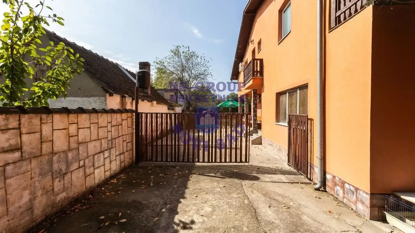 kuca na prodaju Beočin 612m2 561991