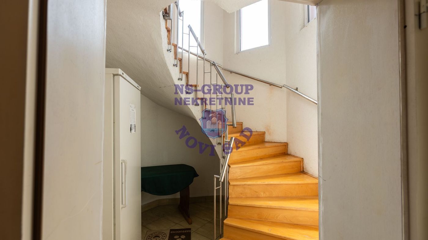 kuca na prodaju Beočin 612m2 561991