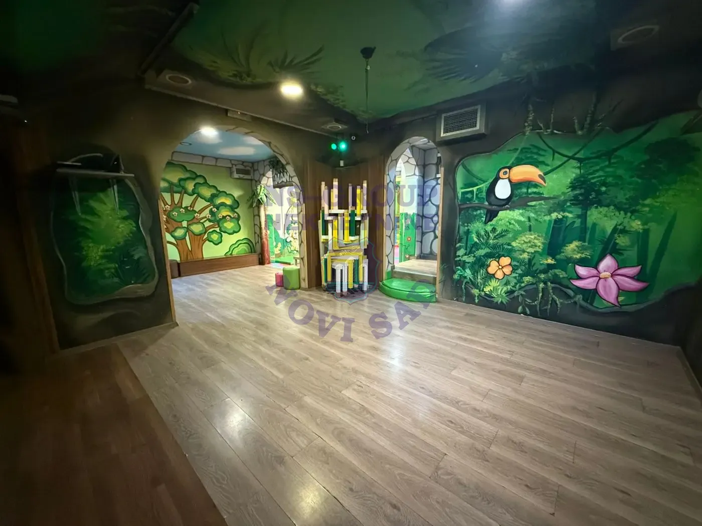 lokal na prodaju Novi Sad 81m2 555052