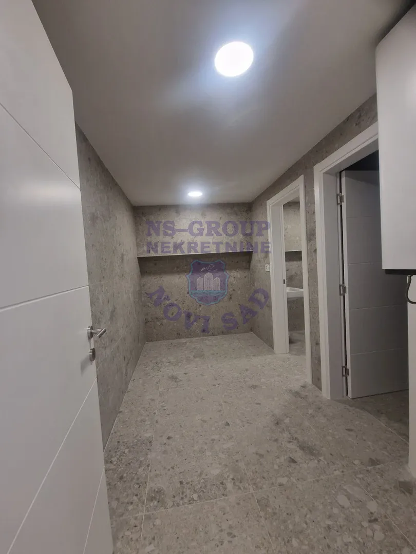lokal na prodaju Novi Sad 87m2 562015