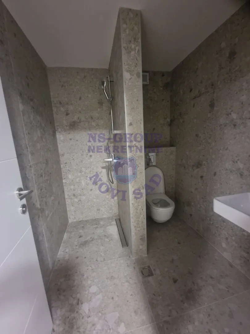 lokal na prodaju Novi Sad 87m2 562015