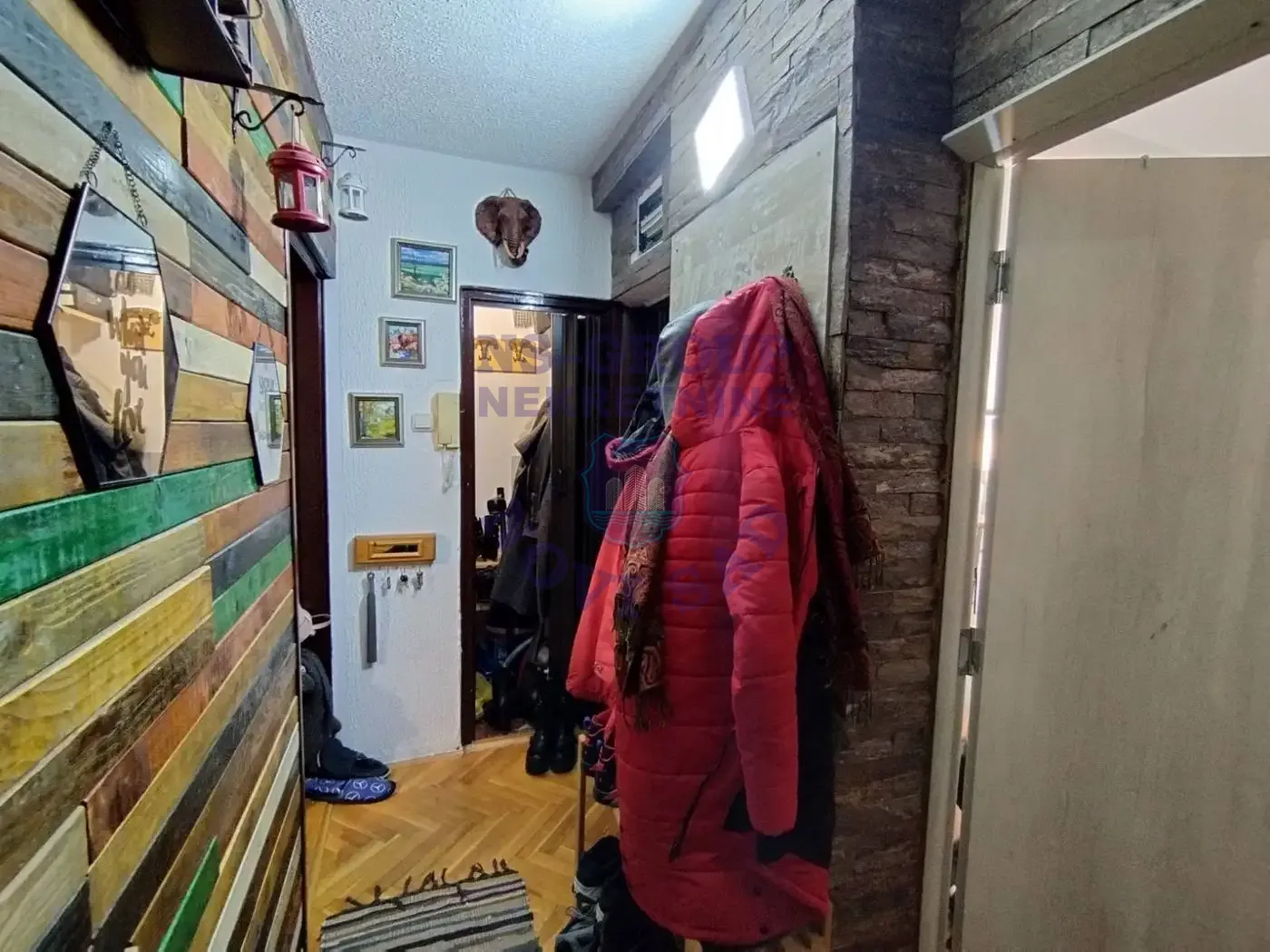 stan na prodaju Novi Sad 56m2 562351