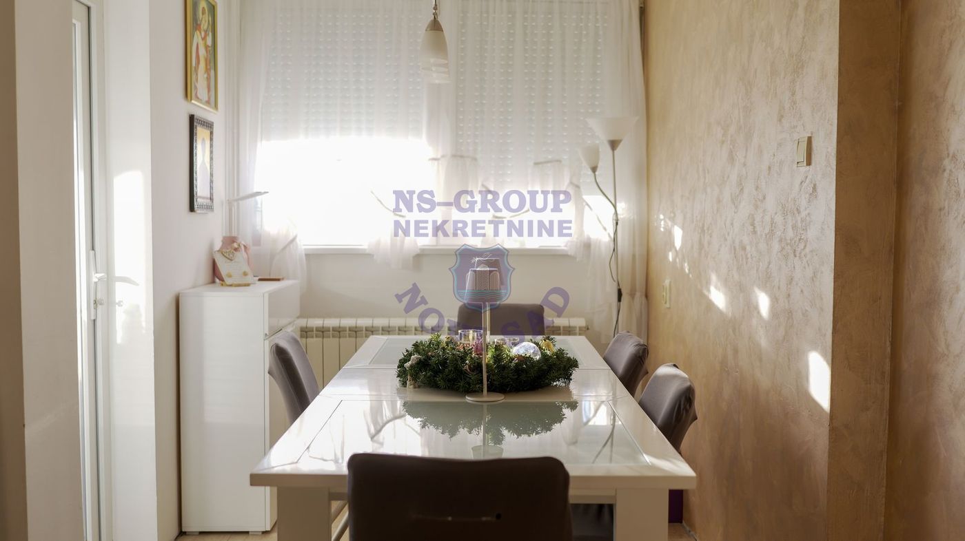 stan na prodaju Novi Sad 71m2 562303