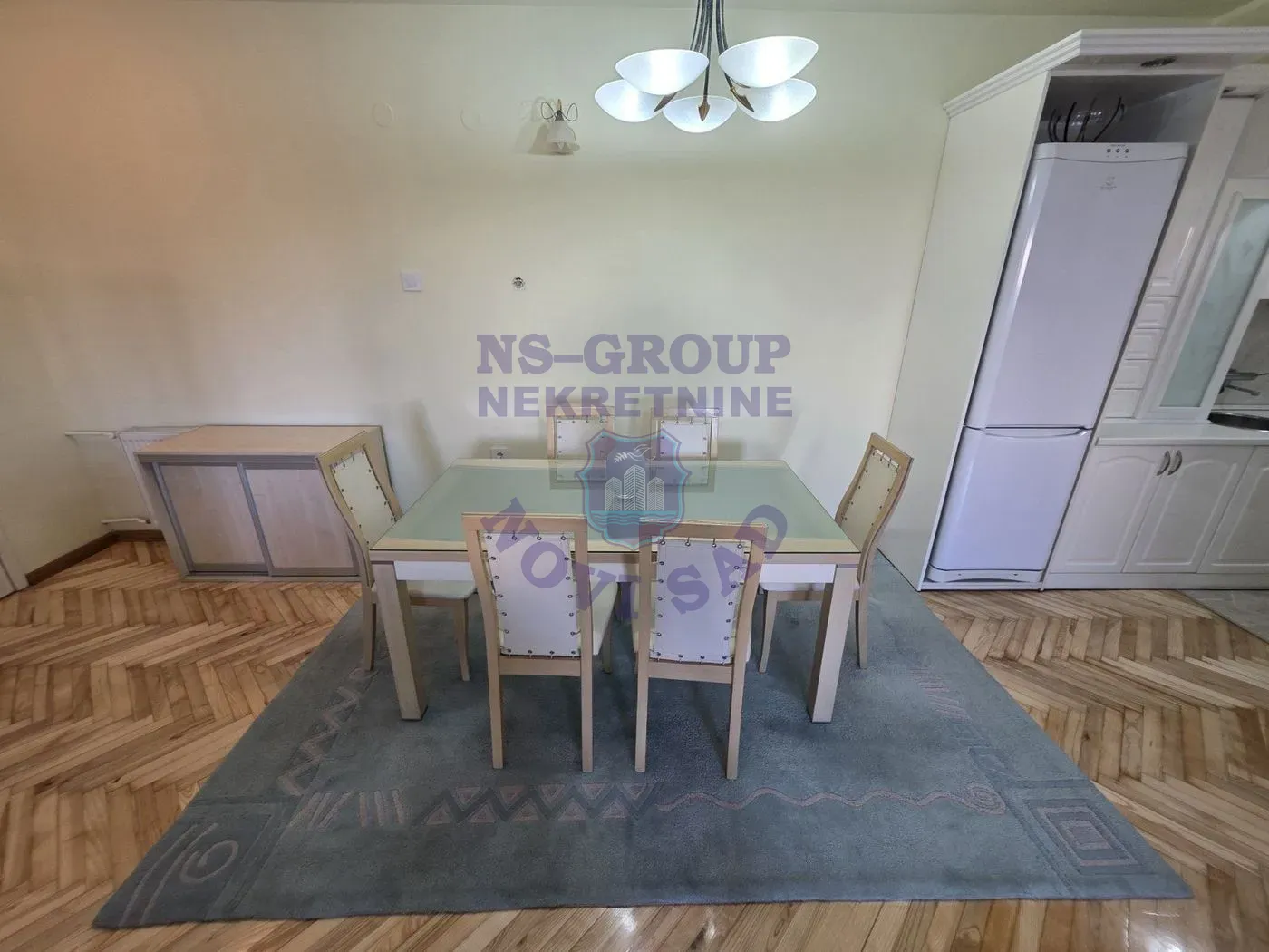 stan na prodaju Novi Sad 80m2 562401