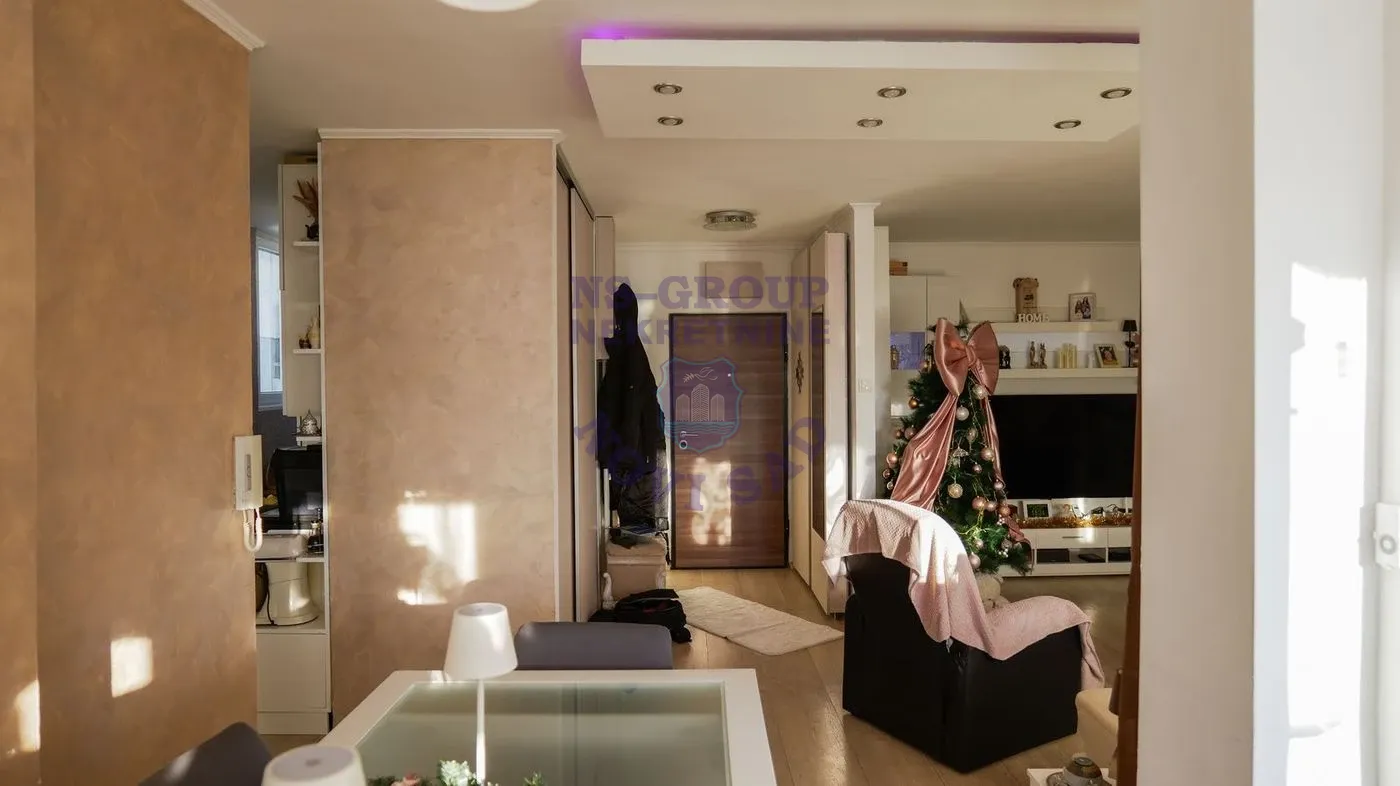stan na prodaju Novi Sad 71m2 562303