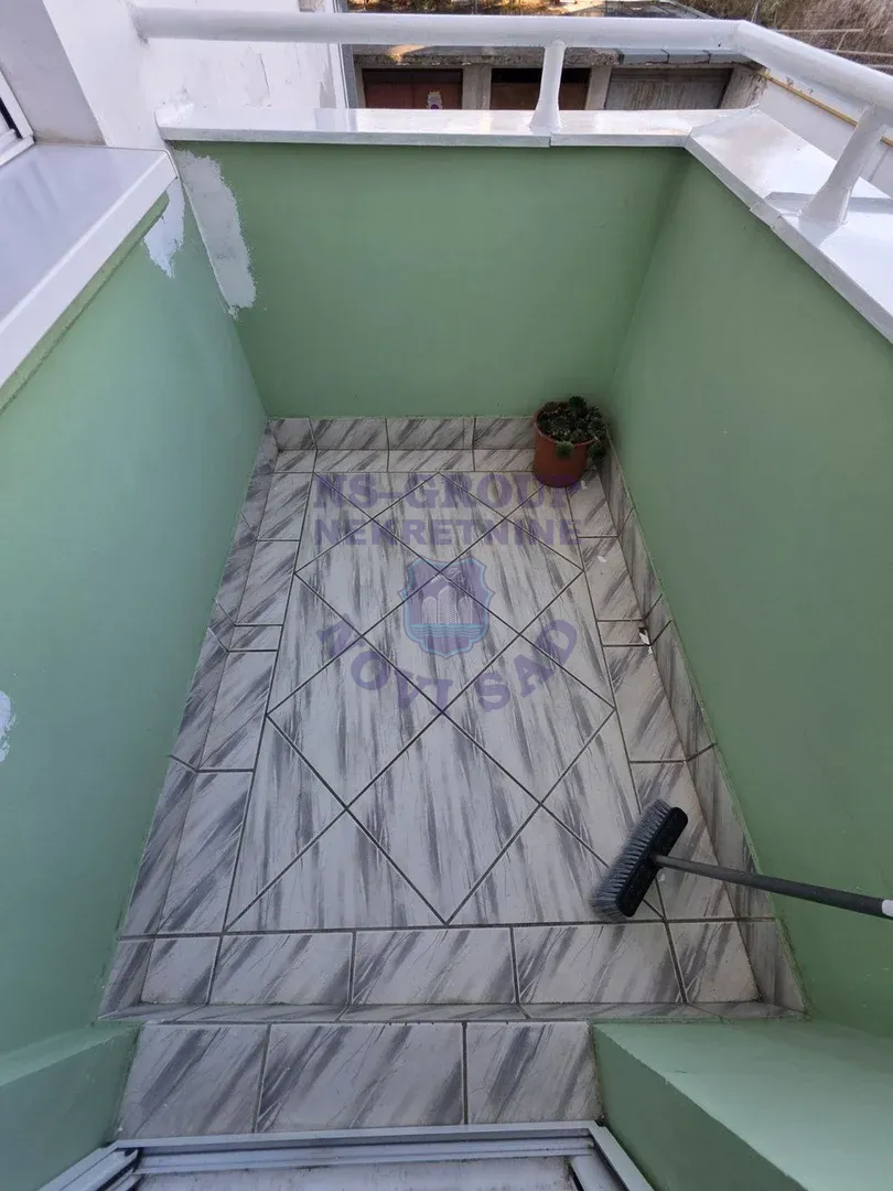 stan na prodaju Novi Sad 80m2 562401