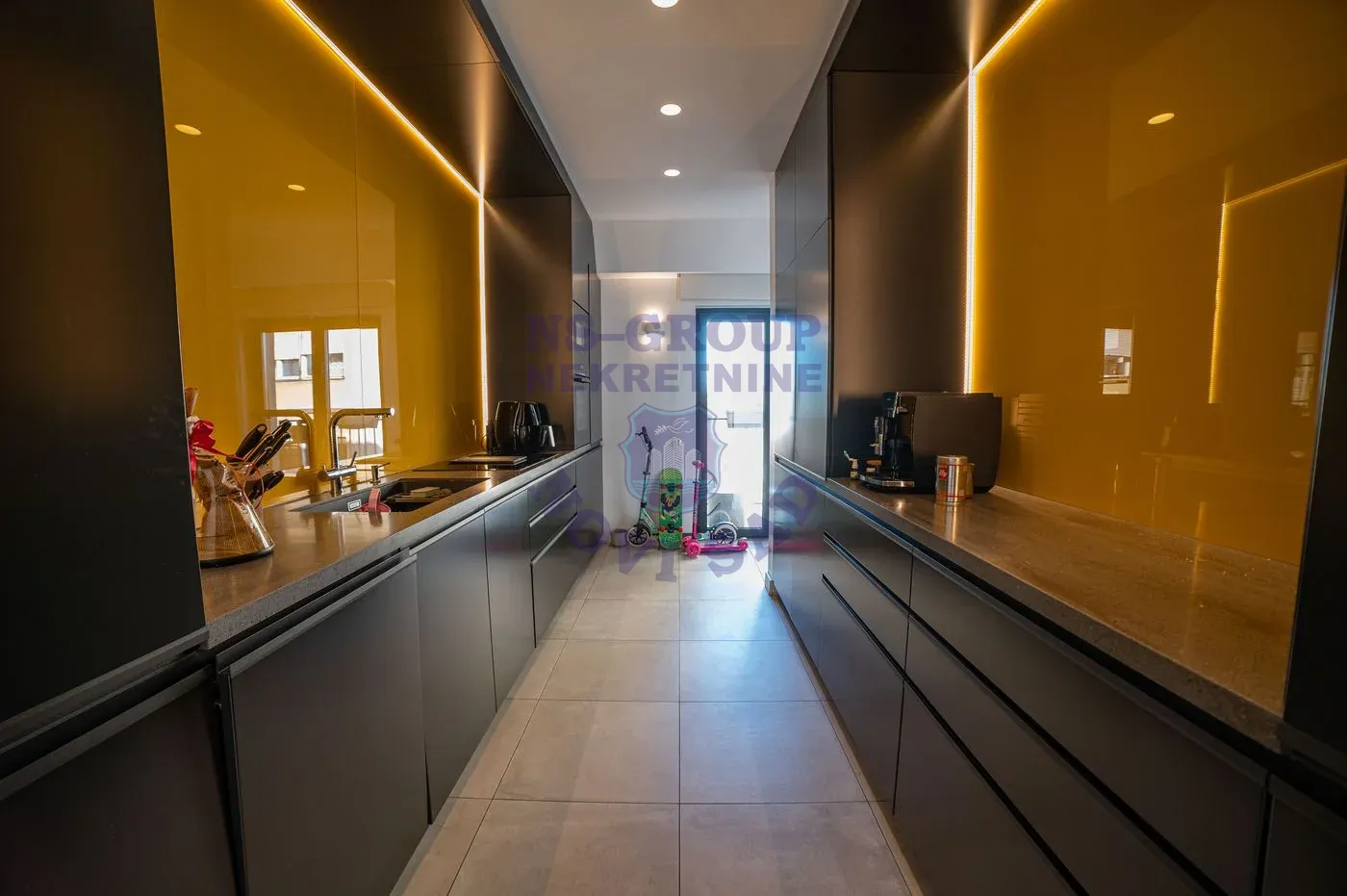 stan na prodaju Novi Sad 155m2 559440