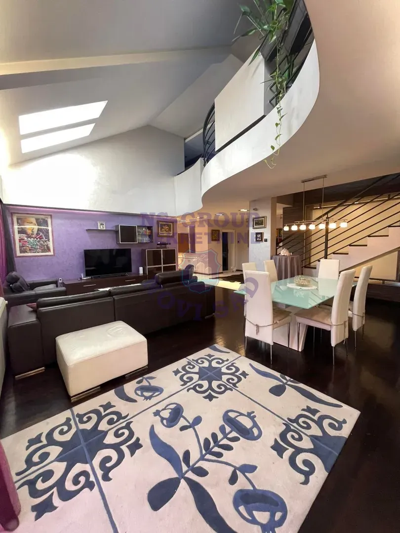 stan na prodaju Novi Sad 310m2 561166