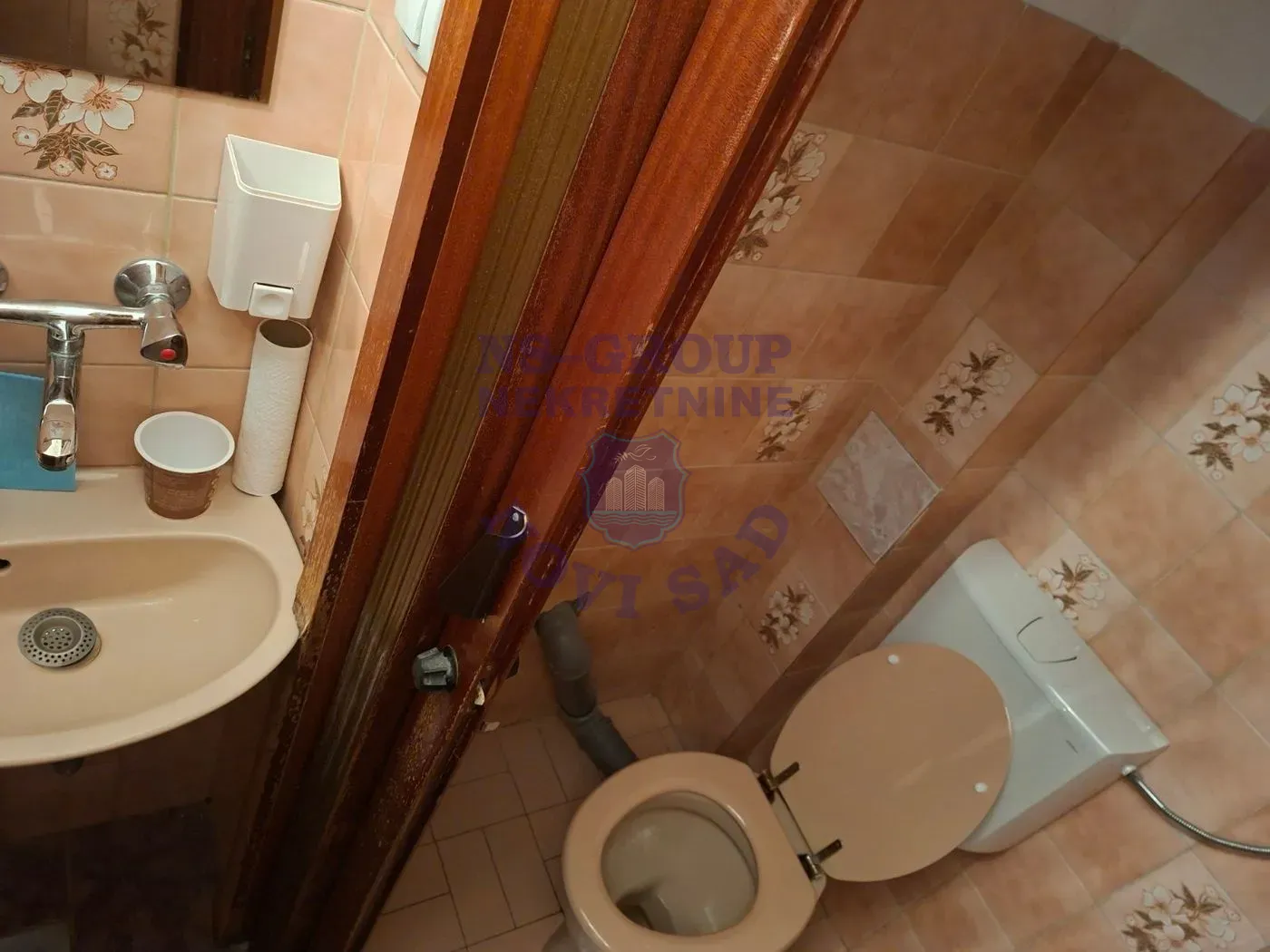 lokal na prodaju Novi Sad 61m2 562481