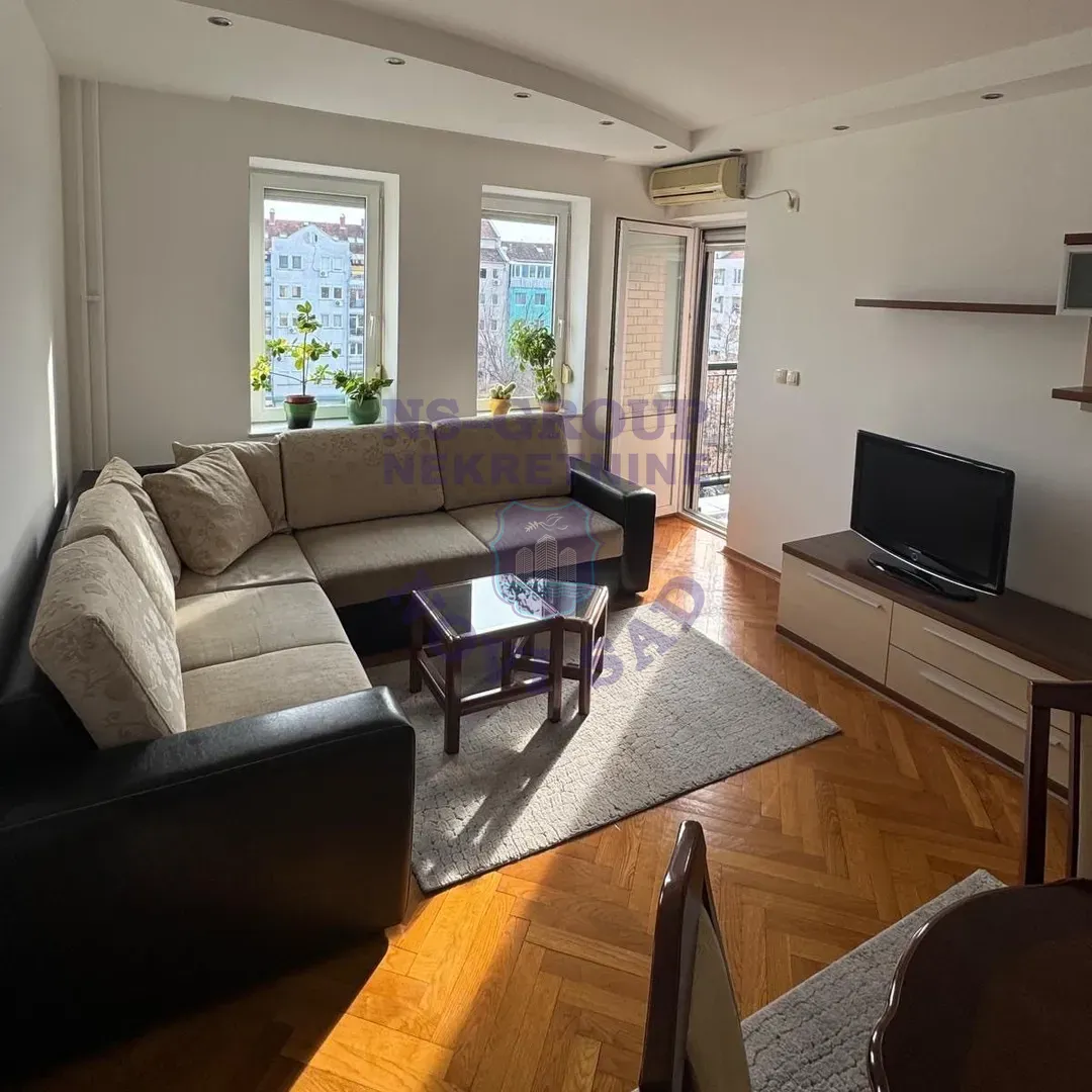 stan na prodaju Novi Sad, 44m2 15395