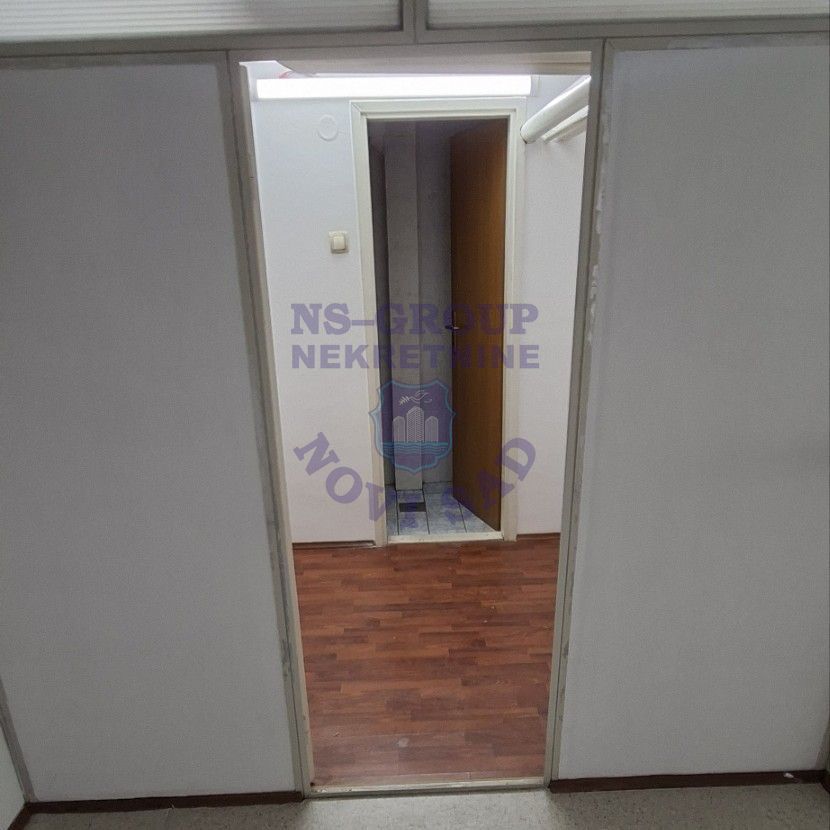 lokal za izdavanje Novi Sad 54m2 15419