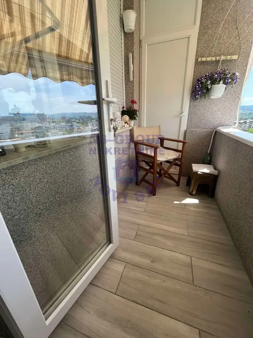 stan na prodaju Novi Sad 71m2 562303