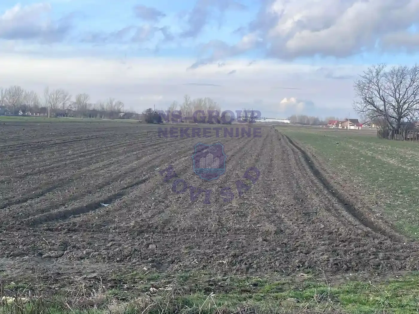 plac na prodaju Novi Sad 7326m2 529172