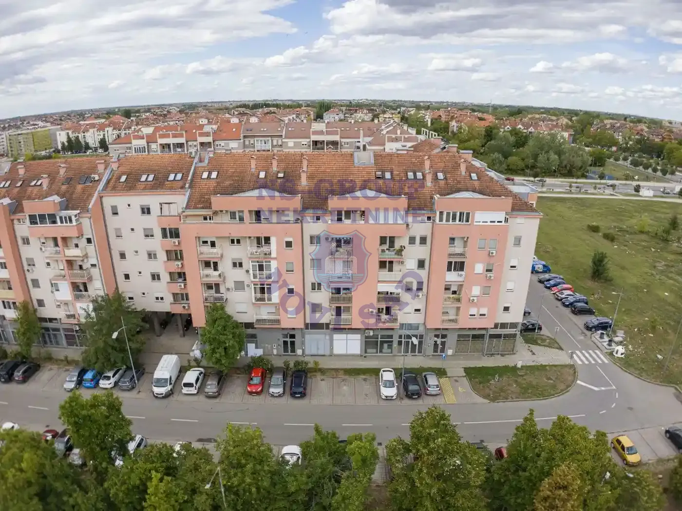 lokal na prodaju Novi Sad 124m2 555074