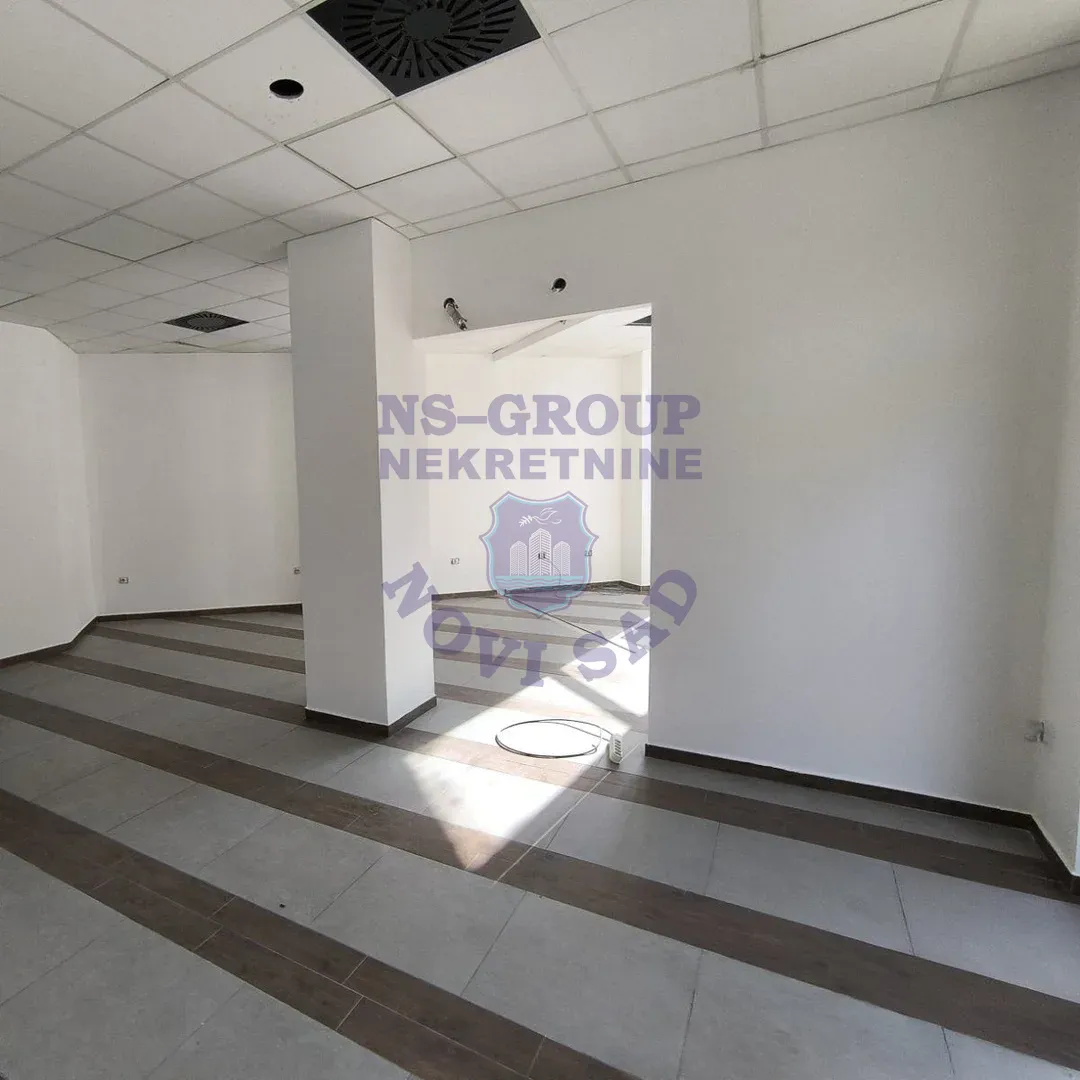 lokal za izdavanje Novi Sad 79m2 15498