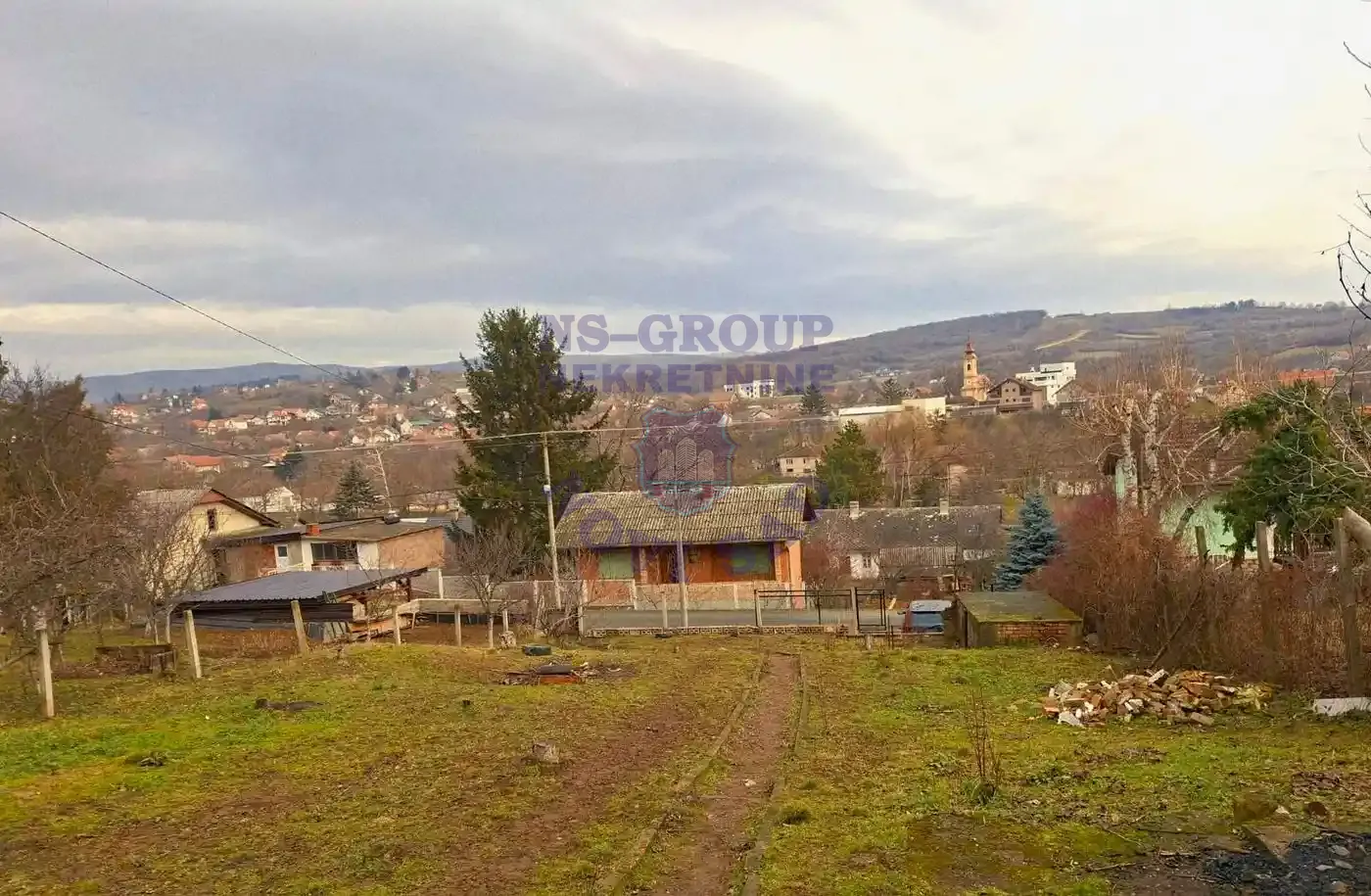 kuca na prodaju Vrdnik 65m2 563538