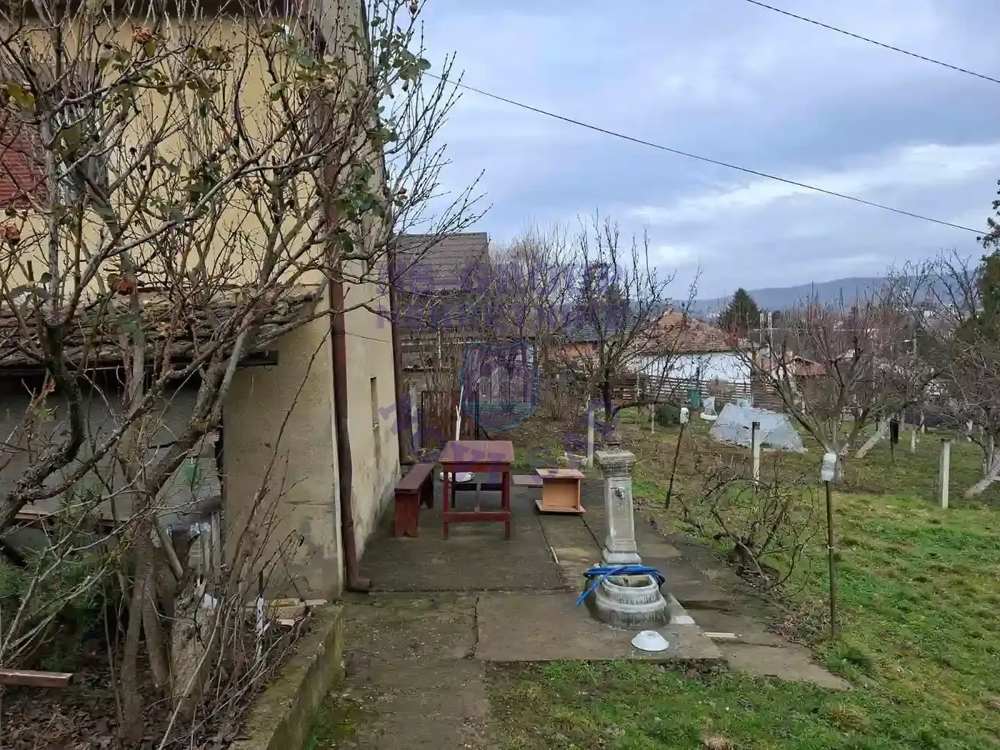 kuca na prodaju Vrdnik 65m2 563538
