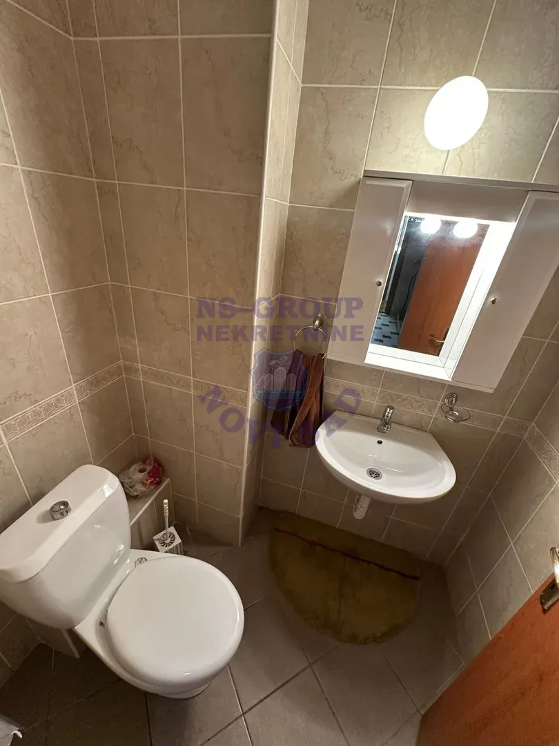 stan na prodaju Novi Sad 161m2 563761