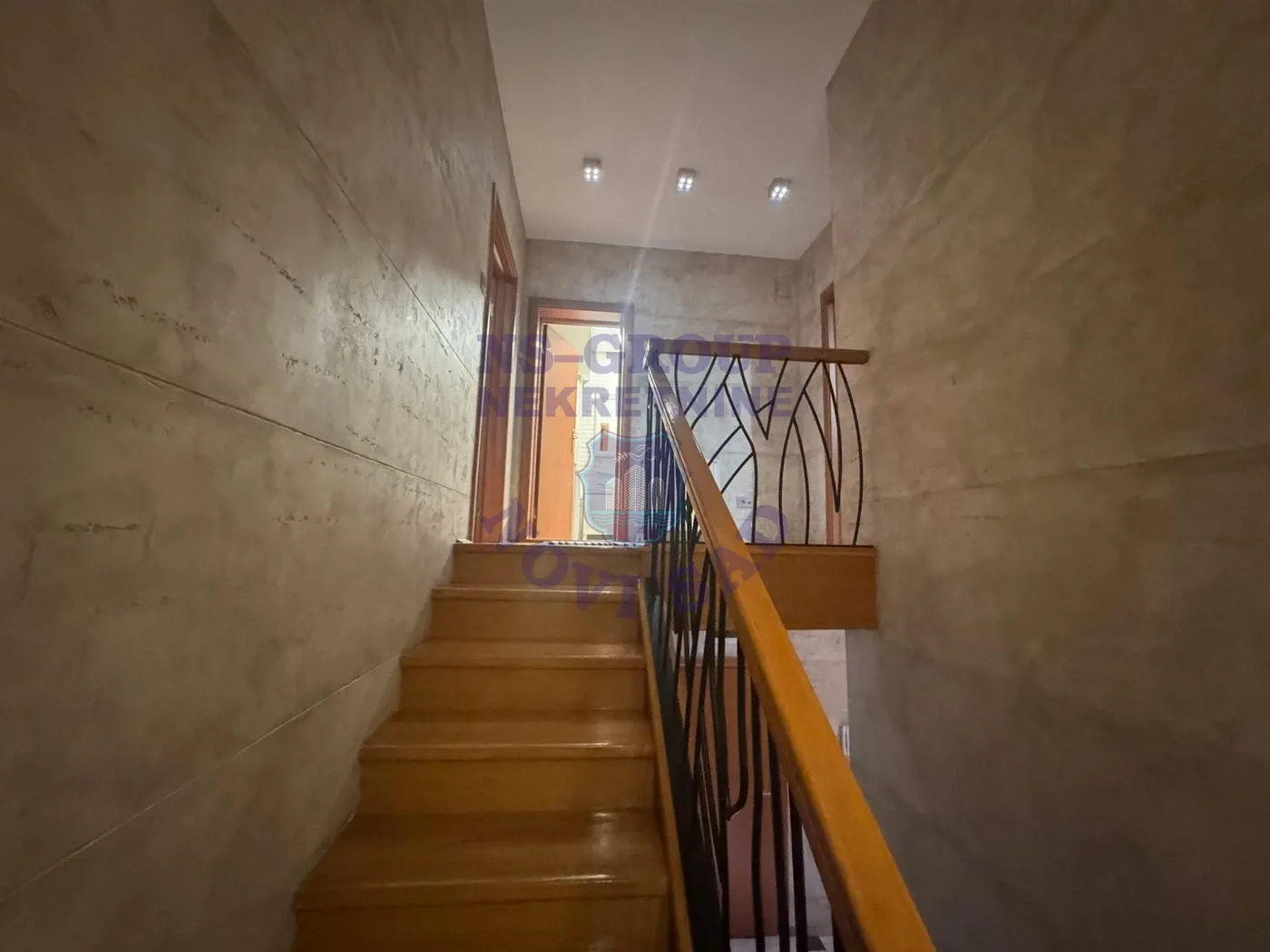 stan na prodaju Novi Sad 161m2 563761