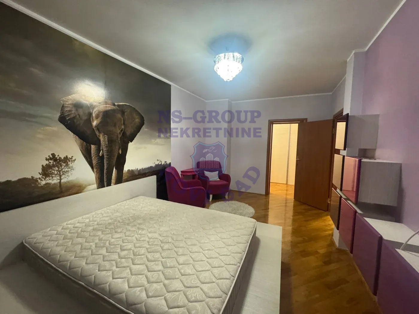 stan na prodaju Novi Sad 161m2 563761