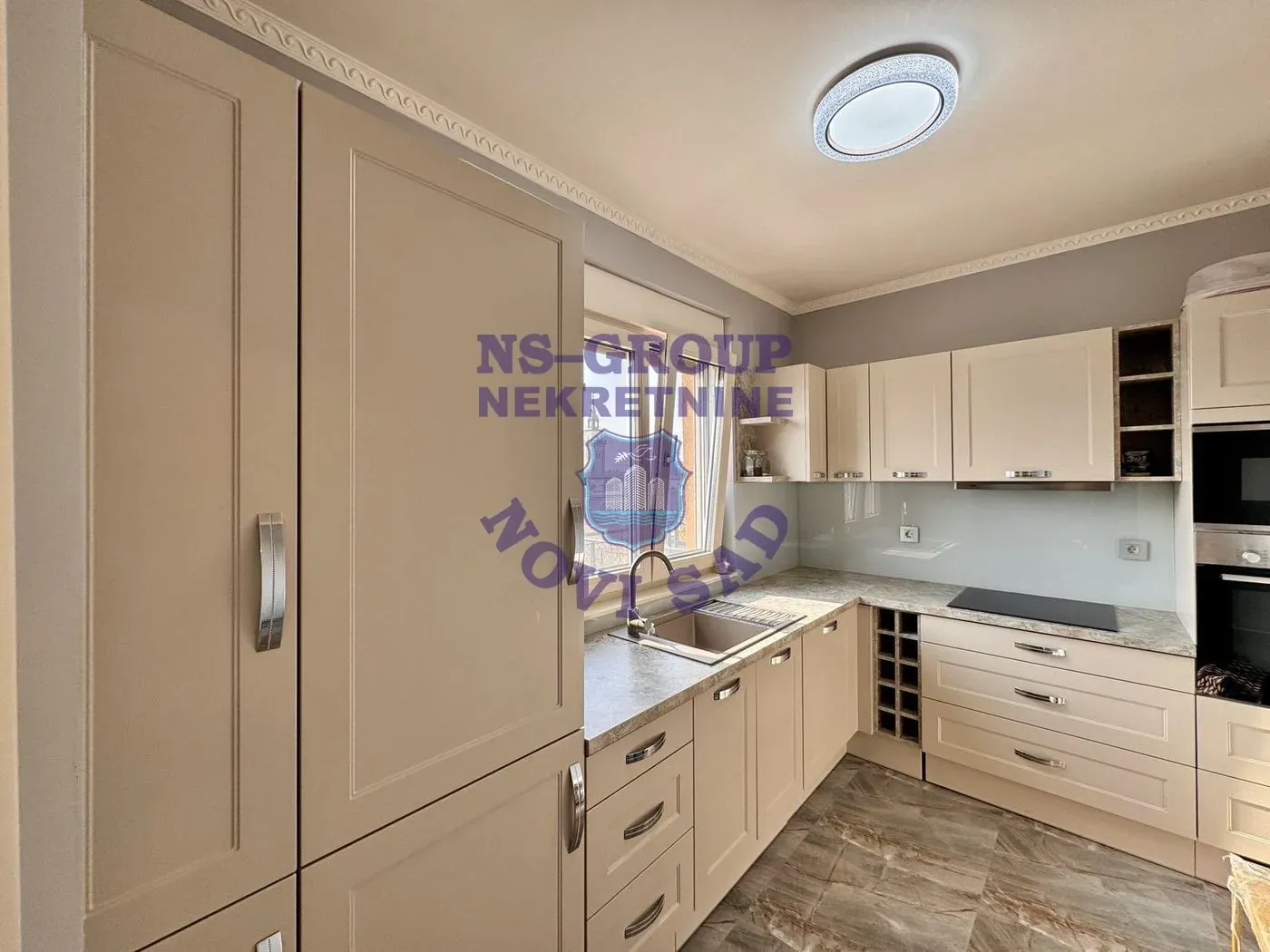 stan na prodaju Novi Sad 66m2 563885