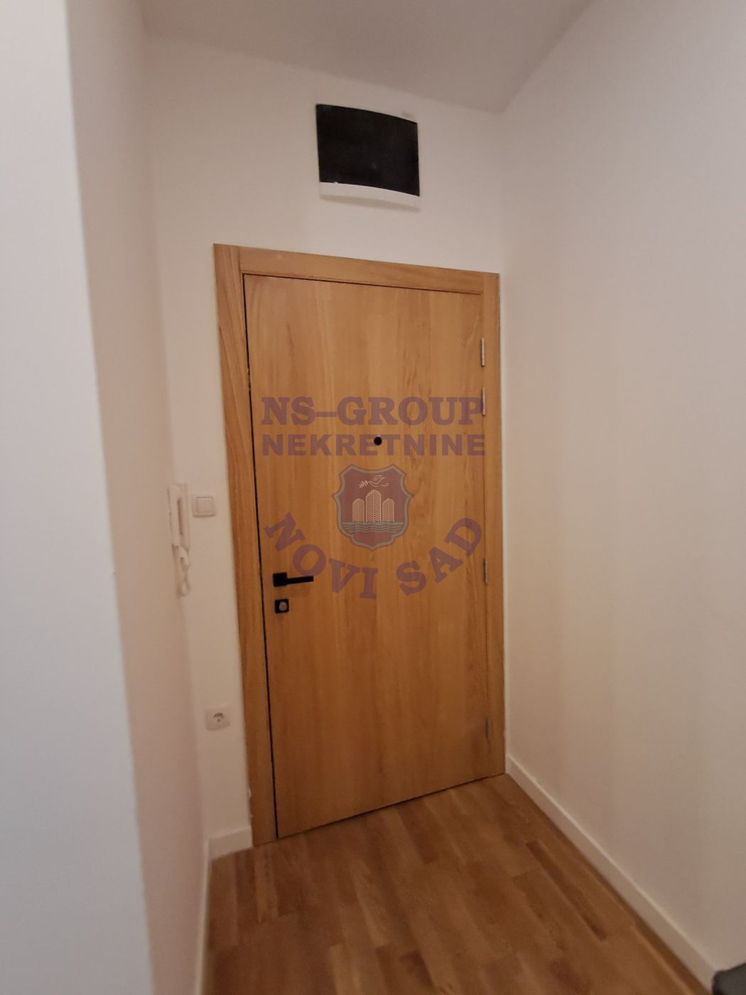 stan na prodaju Petrovaradin 42m2 563714