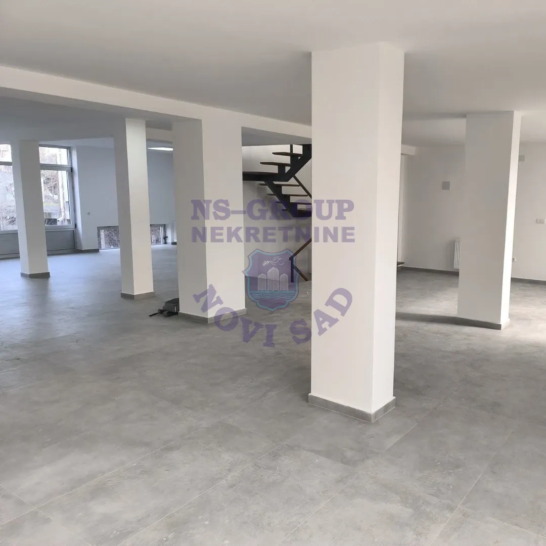 lokal za izdavanje Novi Sad 305m2 15540