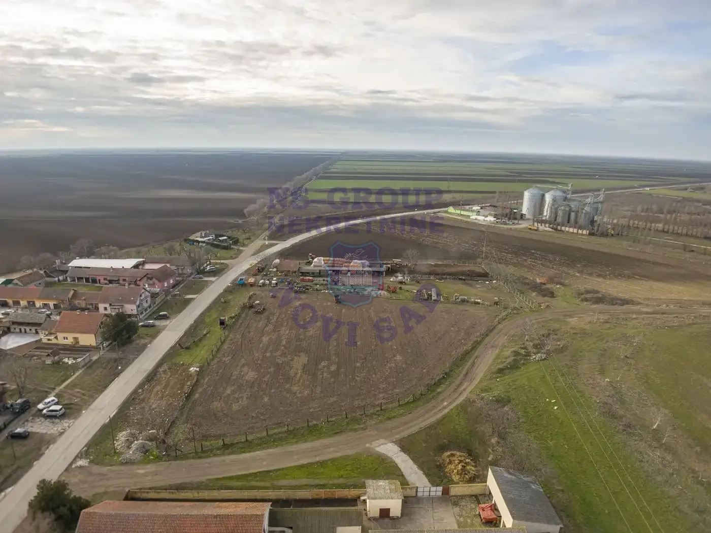 kuca na prodaju Čurug 208m2 563740