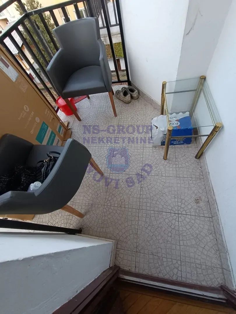 stan na prodaju Novi Sad 70m2 564196