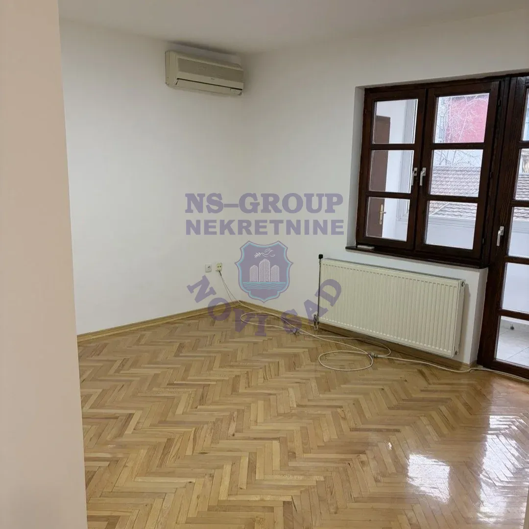 stan na prodaju Novi Sad, 38m2 15569