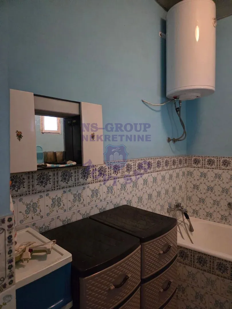 kuca na prodaju Kisač 250m2 564339