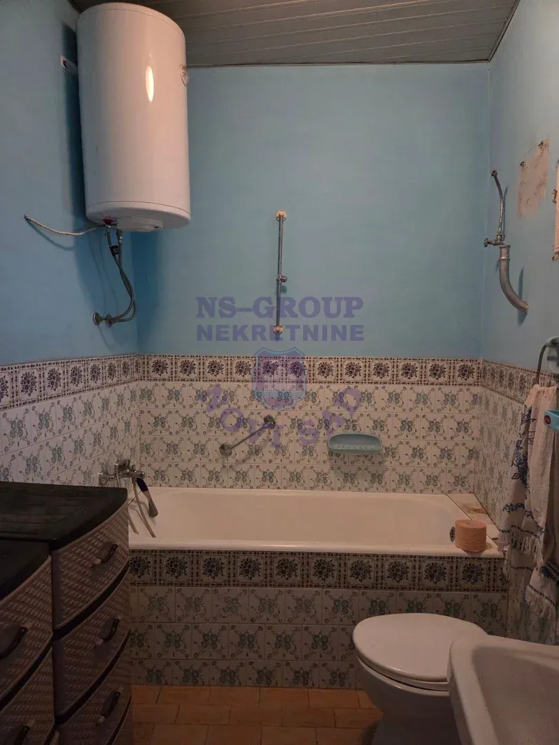 kuca na prodaju Kisač 250m2 564339