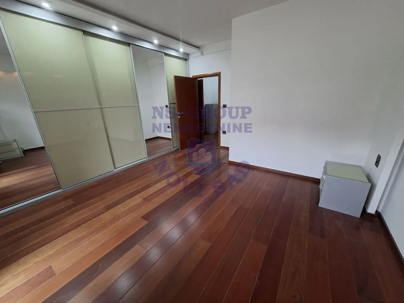 stan na prodaju Novi Sad 126m2 564081