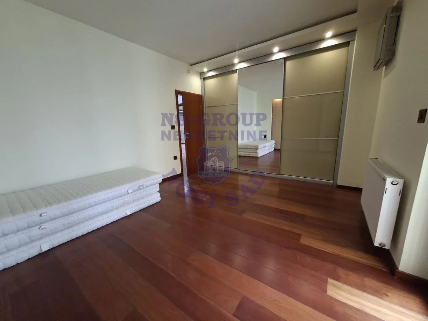 stan na prodaju Novi Sad 126m2 564081