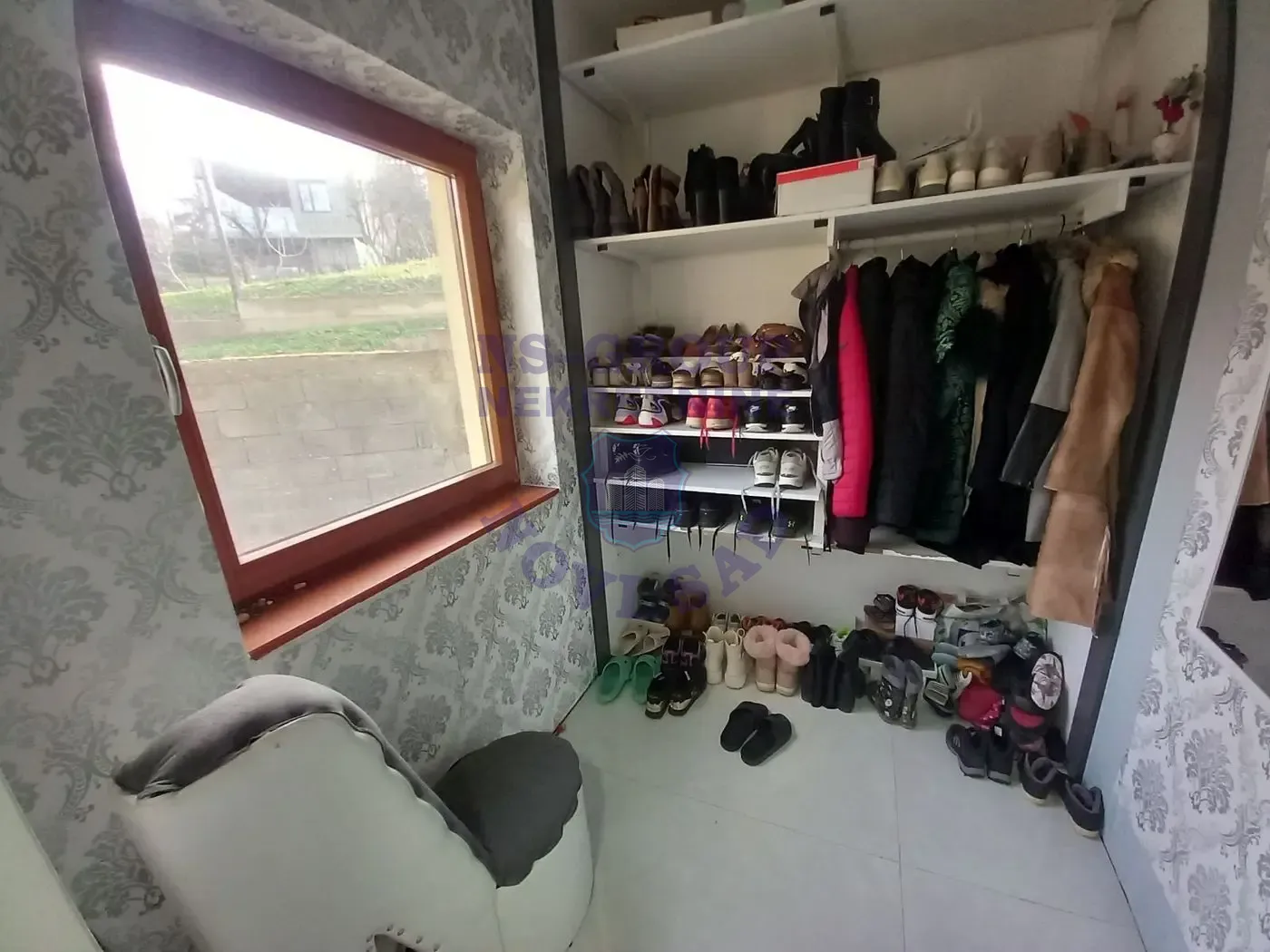 kuca na prodaju Ledinci 150m2 564580