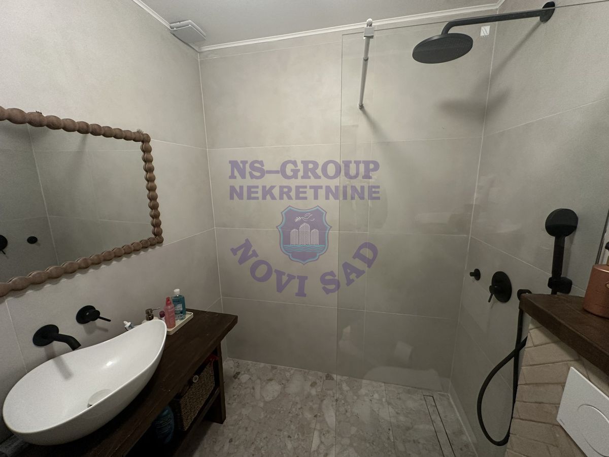 stan na prodaju Novi Sad 68m2 564609