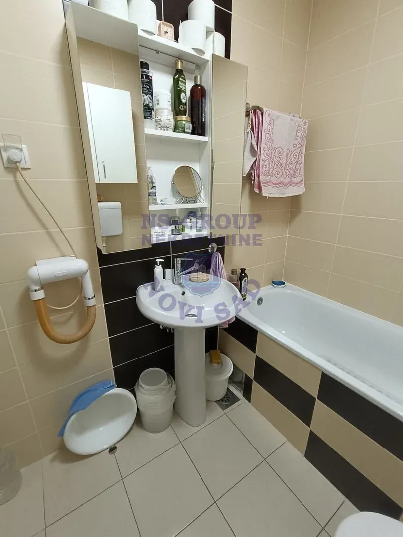 stan na prodaju Novi Sad 65m2 564592