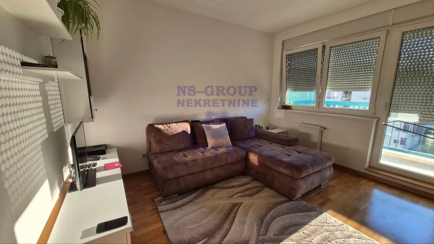 stan na prodaju Novi Sad, 37m2 15613