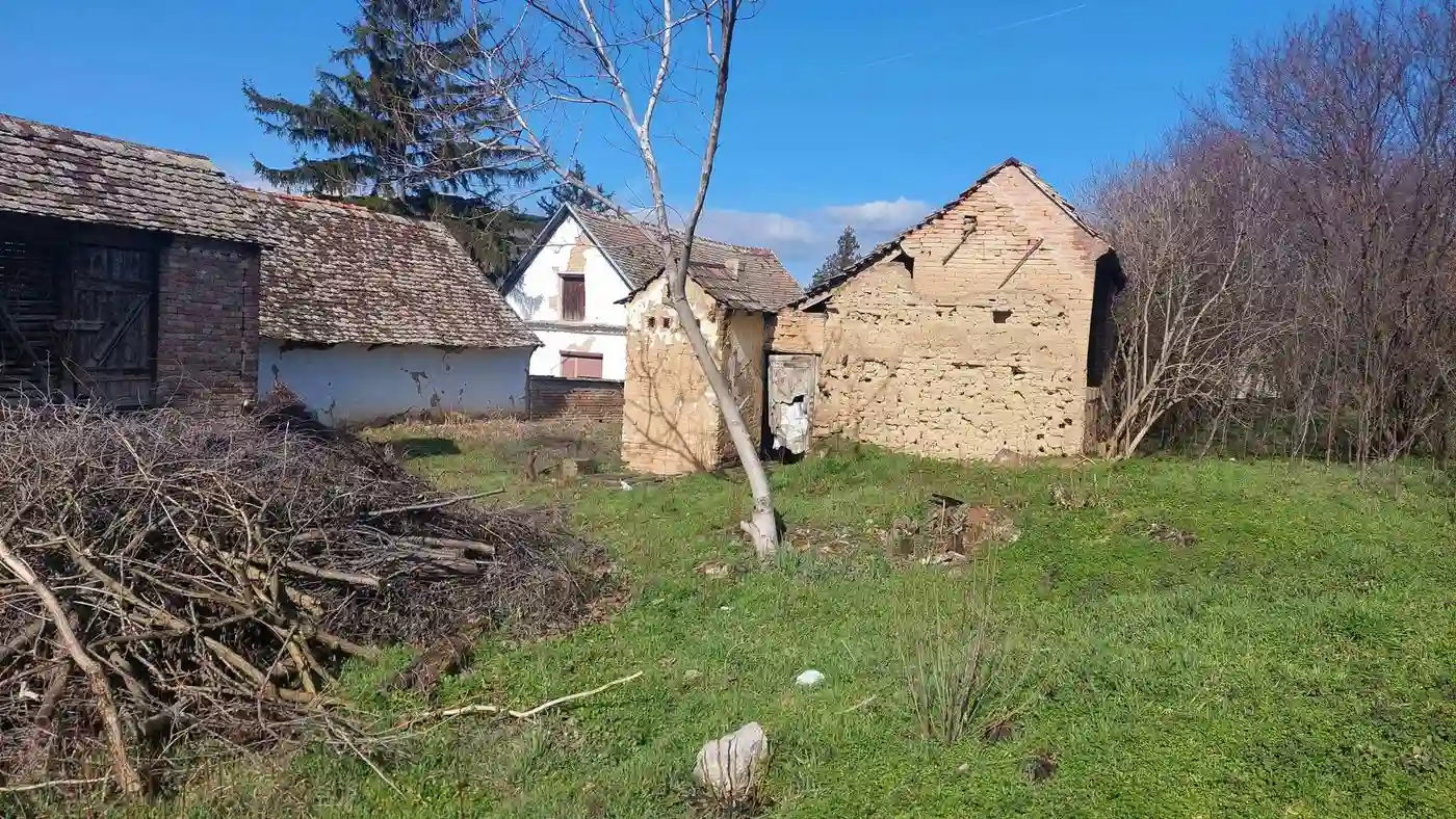 kuca na prodaju Jazak 120m2 564822