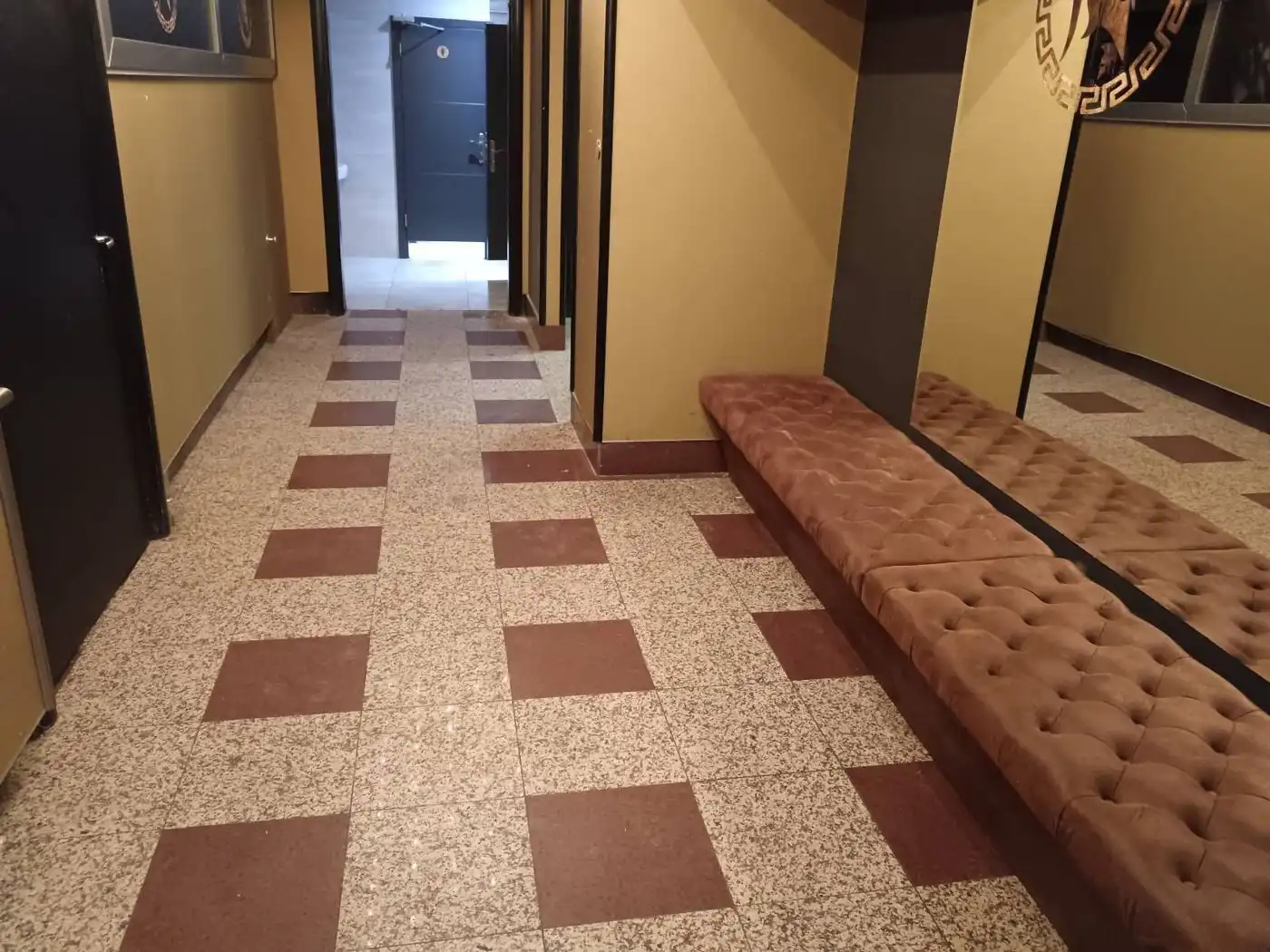 lokal na prodaju Novi Sad 219m2 564736