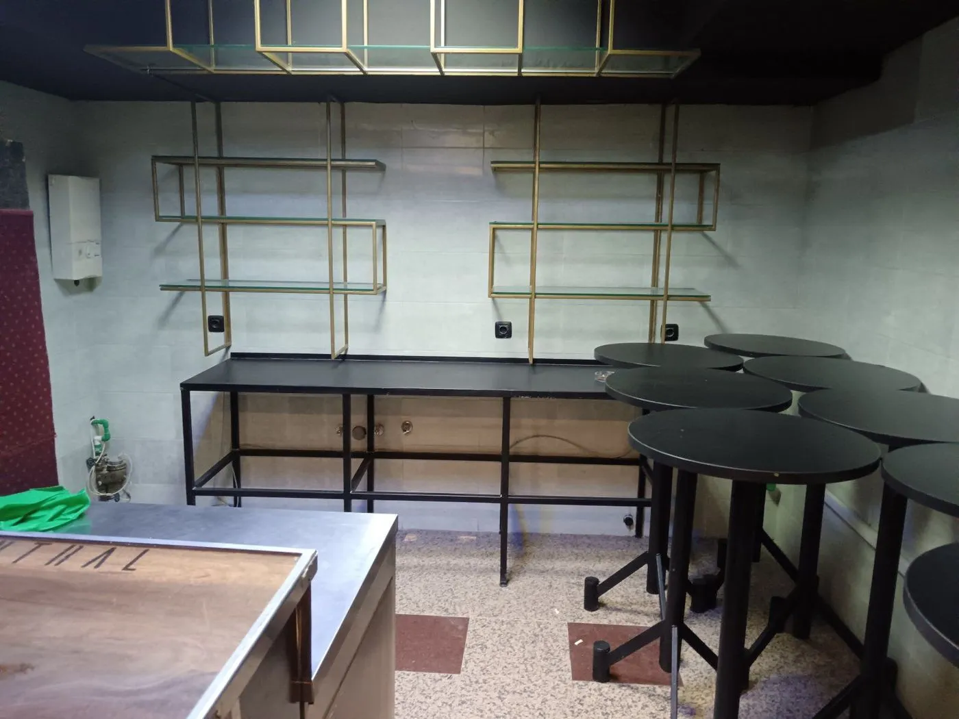 lokal na prodaju Novi Sad 219m2 564736