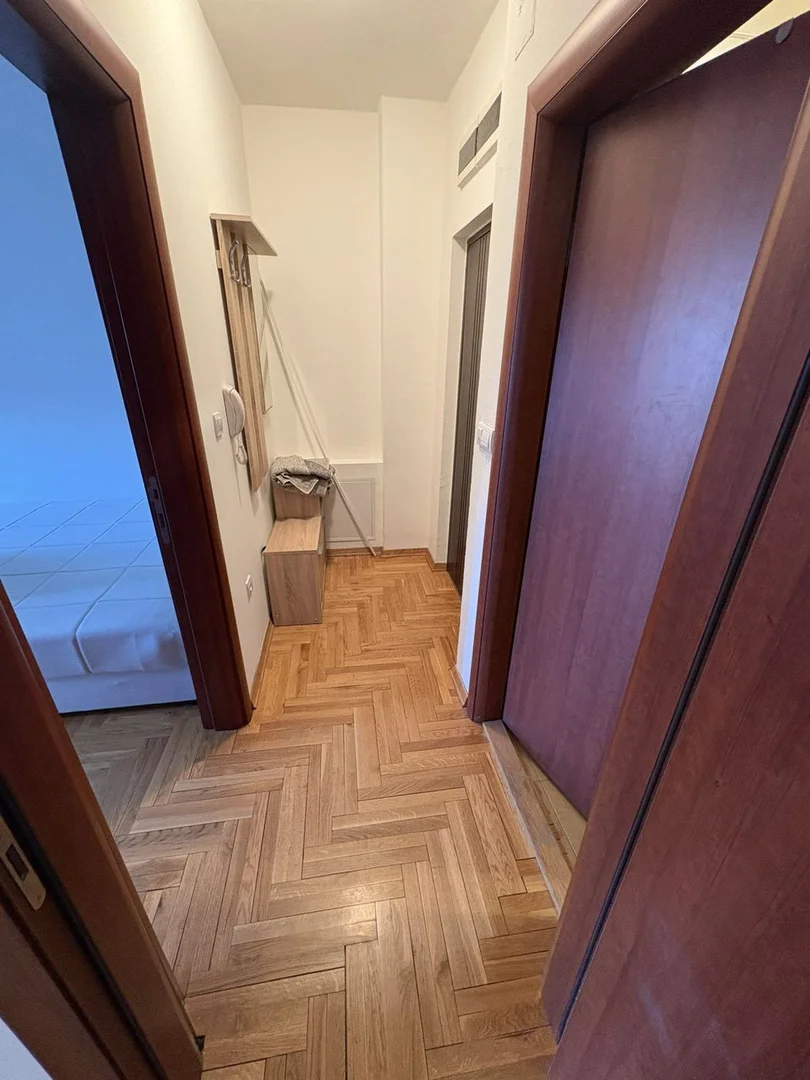 stan na prodaju Novi Sad 40m2 564833