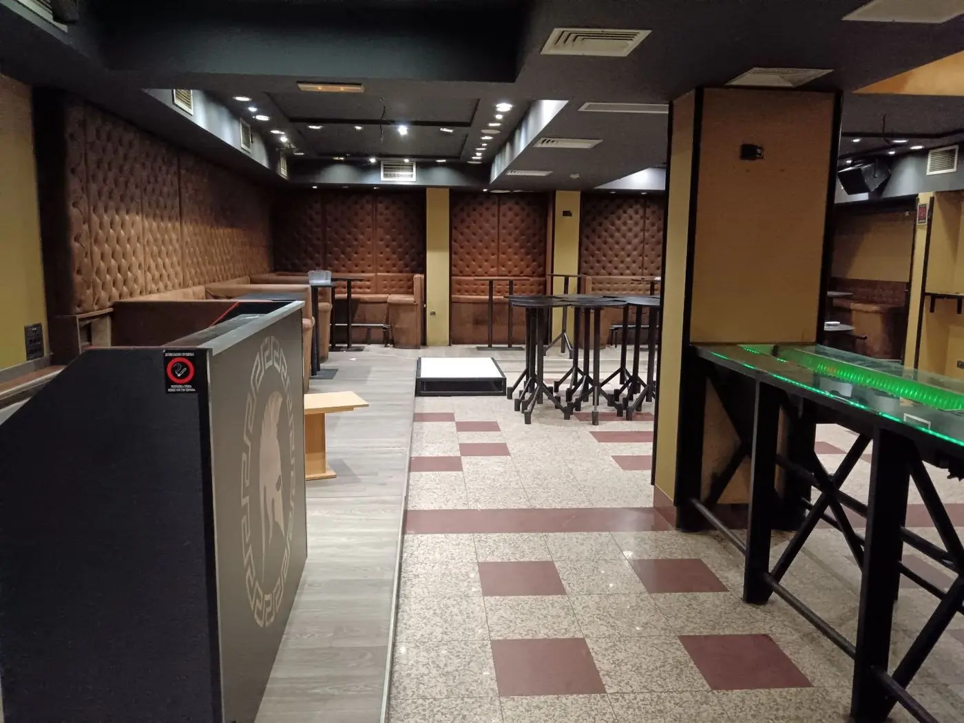 lokal na prodaju Novi Sad 219m2 564736