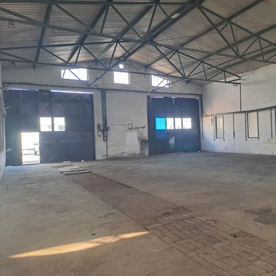 lokal na prodaju Novi Sad, 300m2 15714
